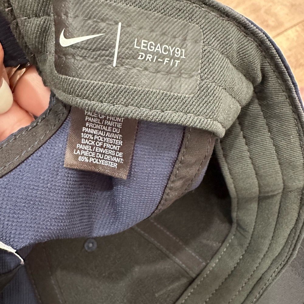 Navy Nike Golf Hat - Picture 6 of 6